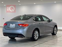 Chrysler 200
